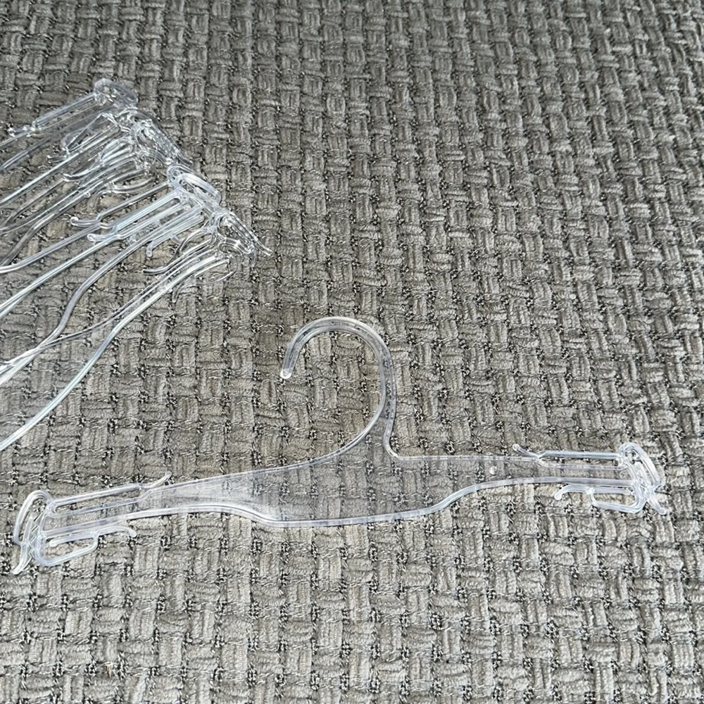 Little clear hangers set of 6